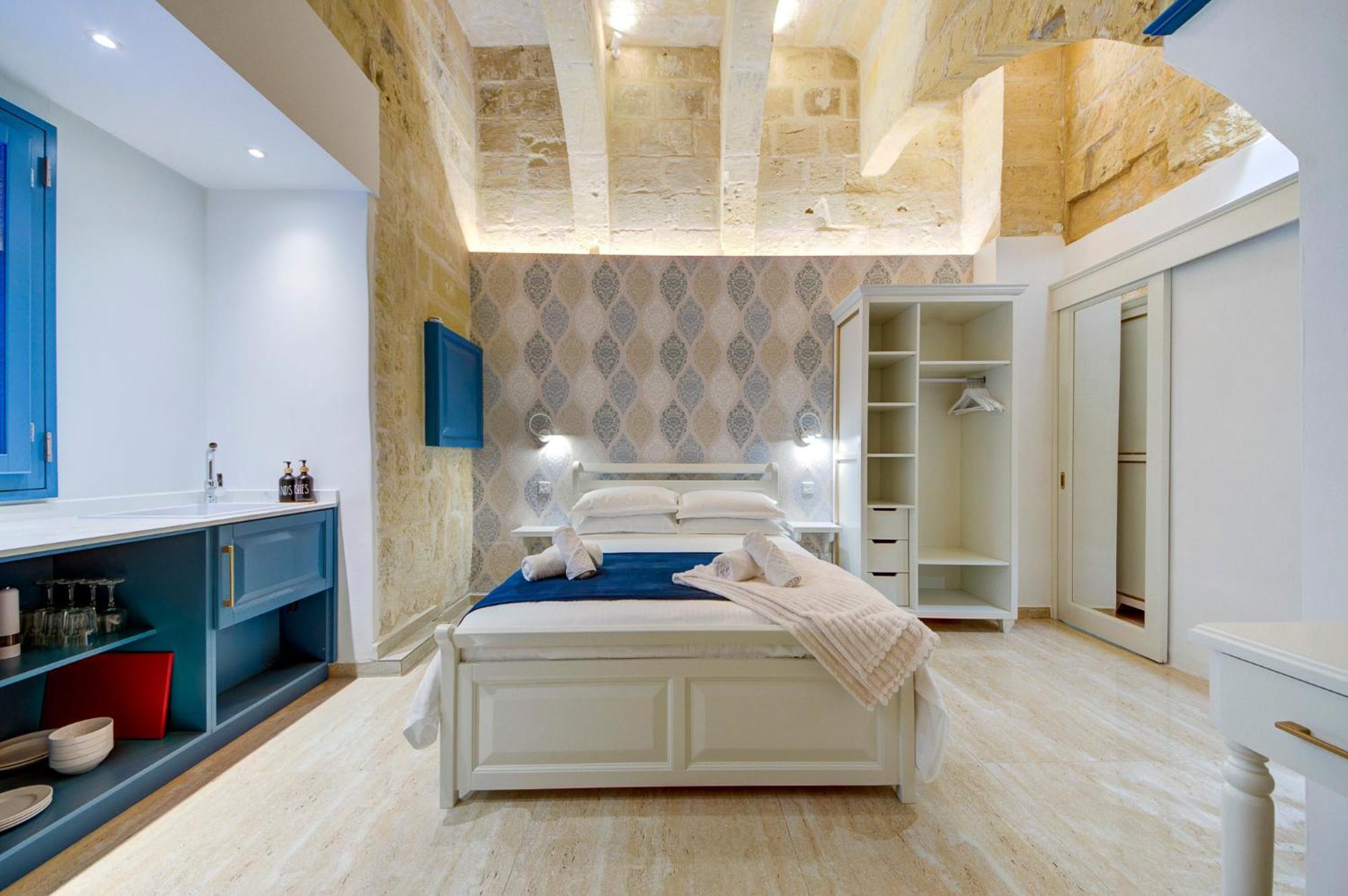 Chateau Blue Valletta Exterior photo